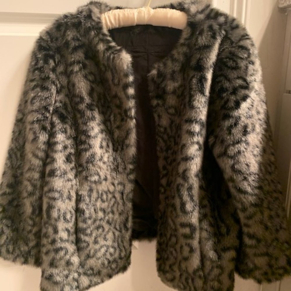 Tyler Boe coat grey and black